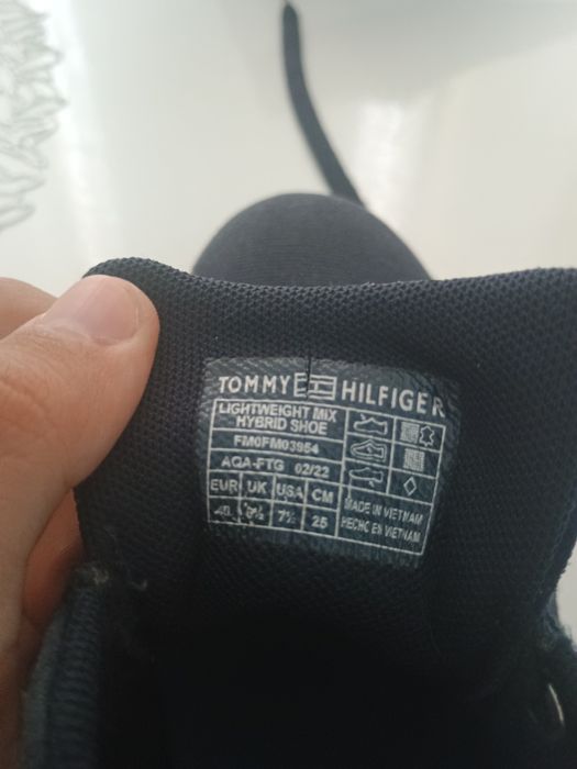 Tommy Hilfiger sneakers