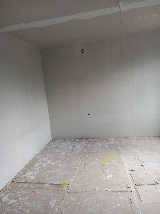 Боядисване, шпакловка,плочки, ремонти до ключ