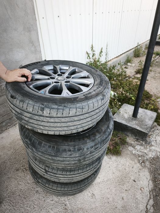 Продам Диски с покрышкой