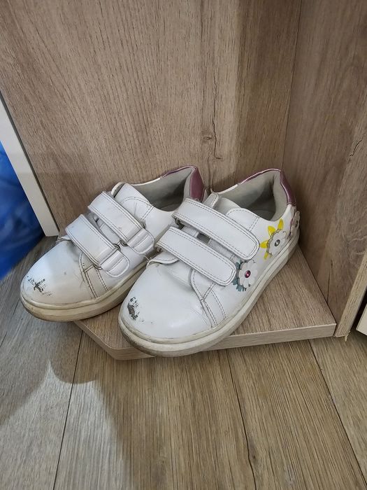 Бесплатно детская обувь на девочку