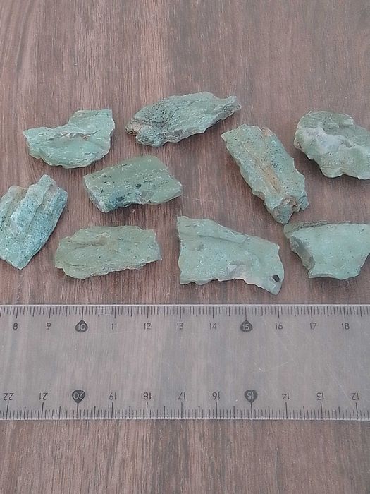 кристали, минерали, камъни