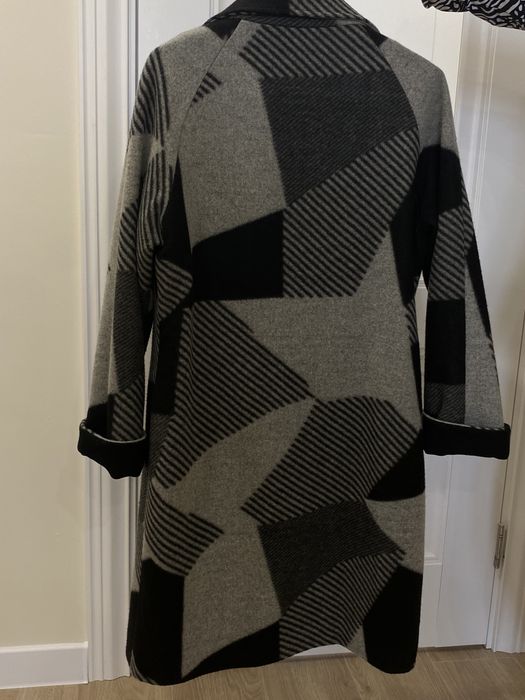 Пальто демисезонное