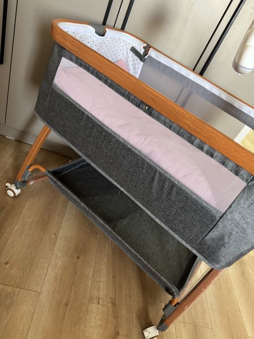 Продам Манеж кровать