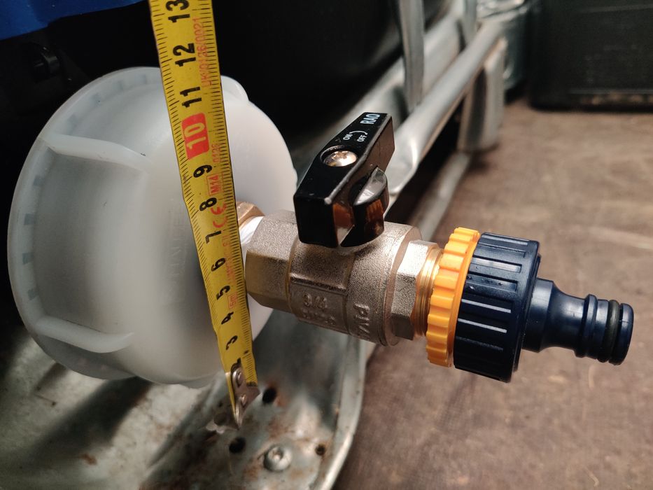 Bazine / butoaie / rezervoare / IBC -uri de 600 si 1000 litri