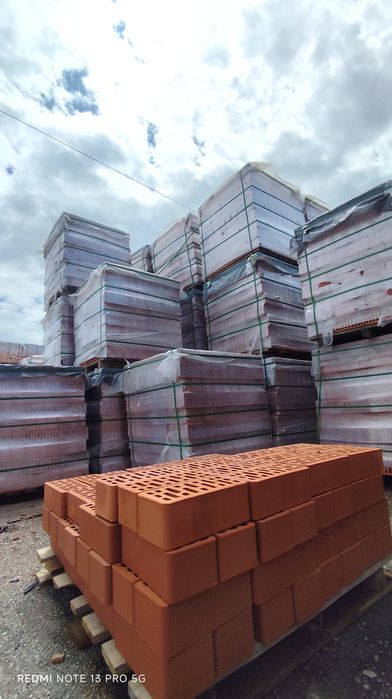 Кирпич облицовочный 175 тг