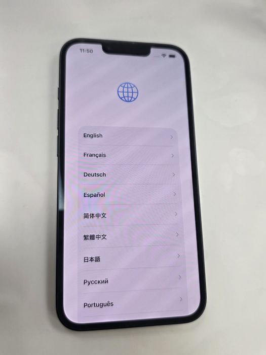 16 e IPhone за части