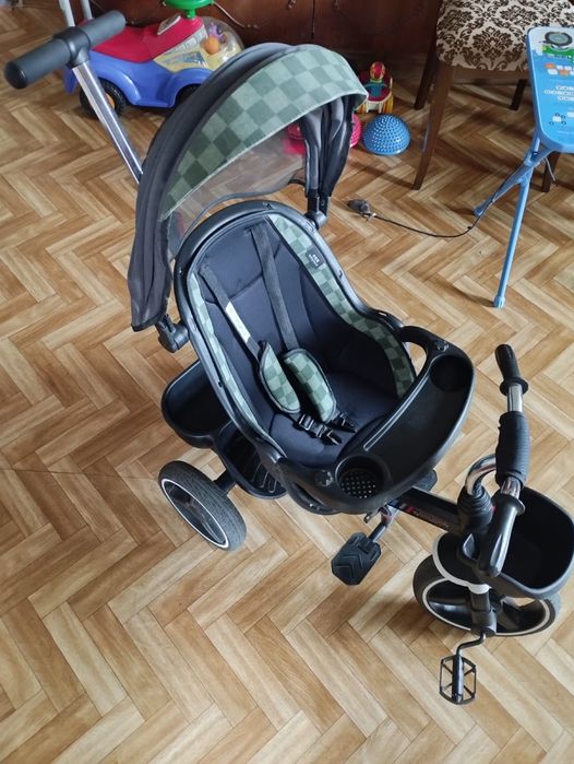 Детский велосипед с ручкой