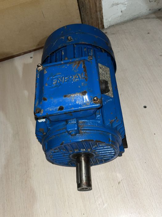 Эл.двигатель, 4квт, 1500об/мин