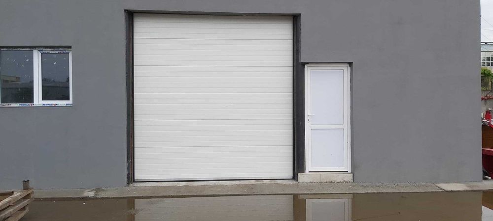 Usa sectionala industriala 3500L/3000H NOUA ALB doar 991 euro!