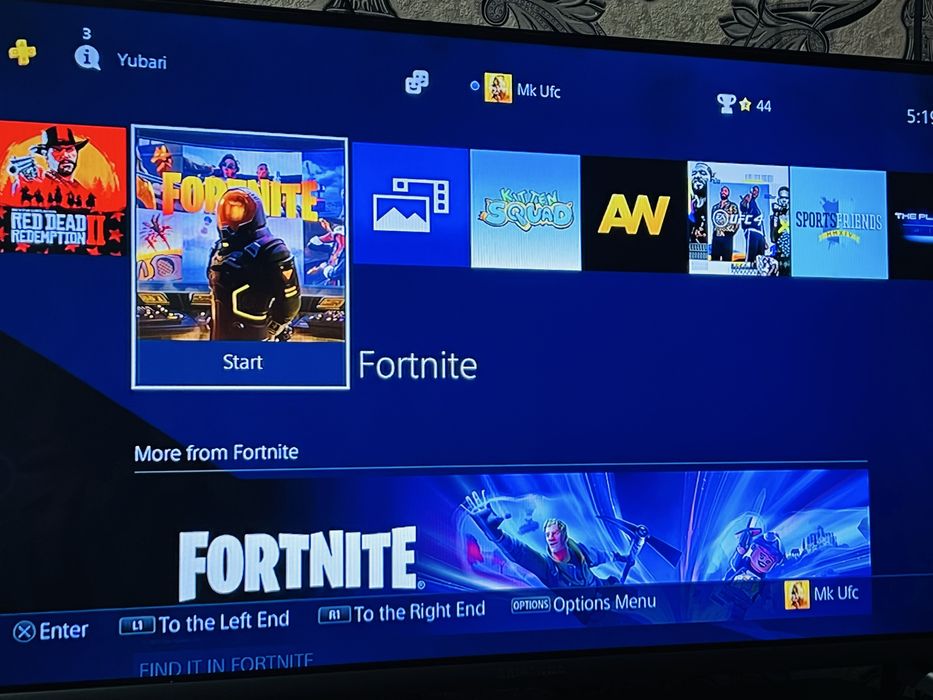 Playstation 4 slim 1TB