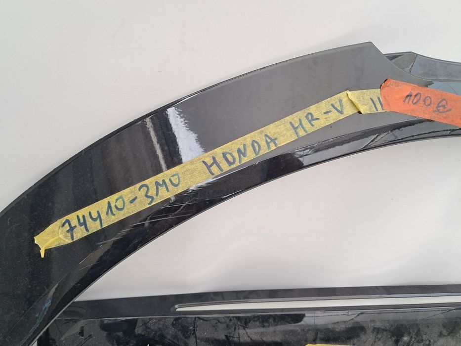 Лайснa  калник врата  хонда Honda HR-V  2021/25г