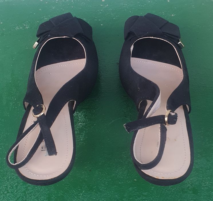 Sandale Jennika nr.39 / Noi