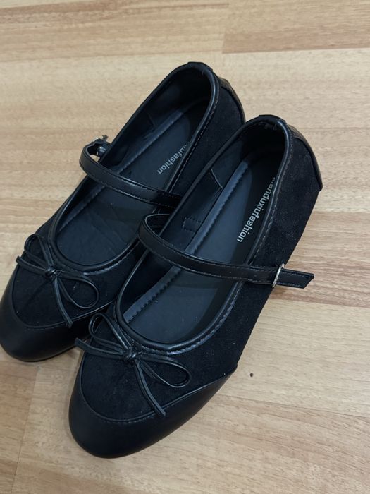 Туфли женские черные