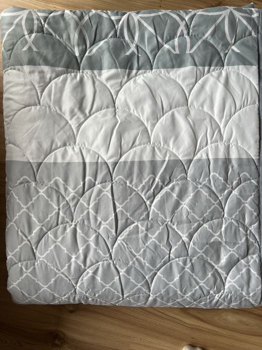 Кувертюра, олекотена завивка 220*260