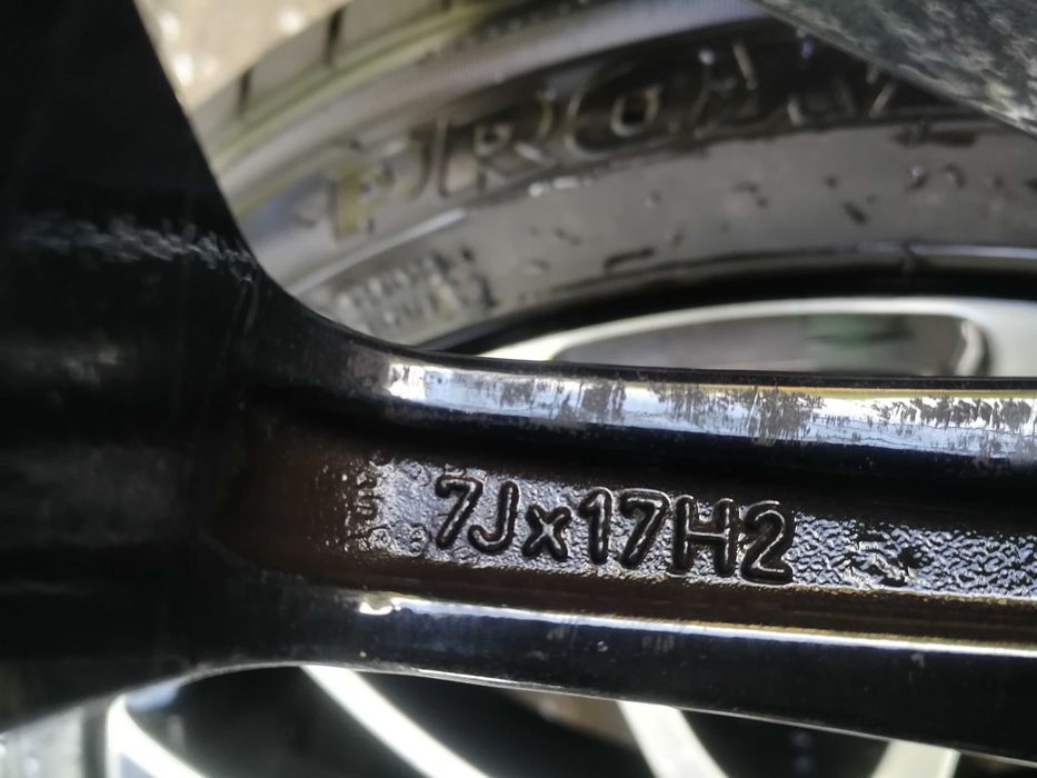 BMW джанти 17 цола ЕТ35 с гуми