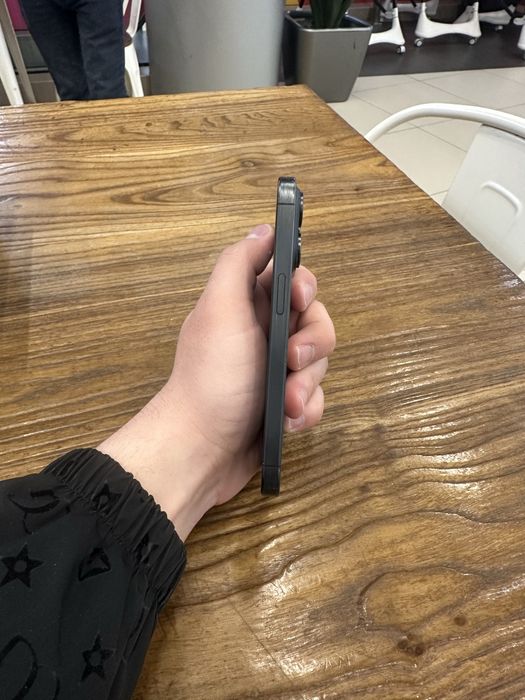 Iphone 15 Pro 128 gb 89% yomks Dual