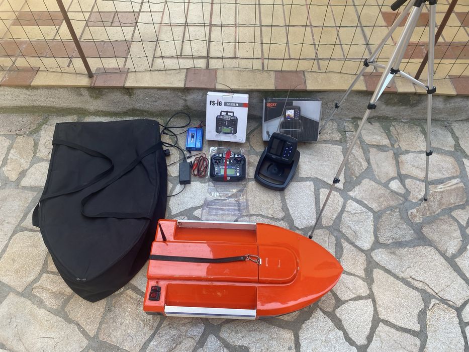 Лодка за захранка