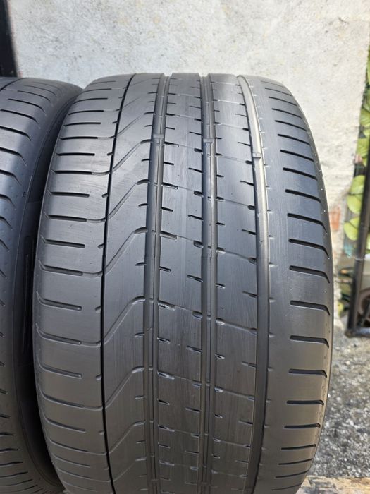 Vând două anvelope de vara pirelli p zero 315 35 21  dot 40 19
