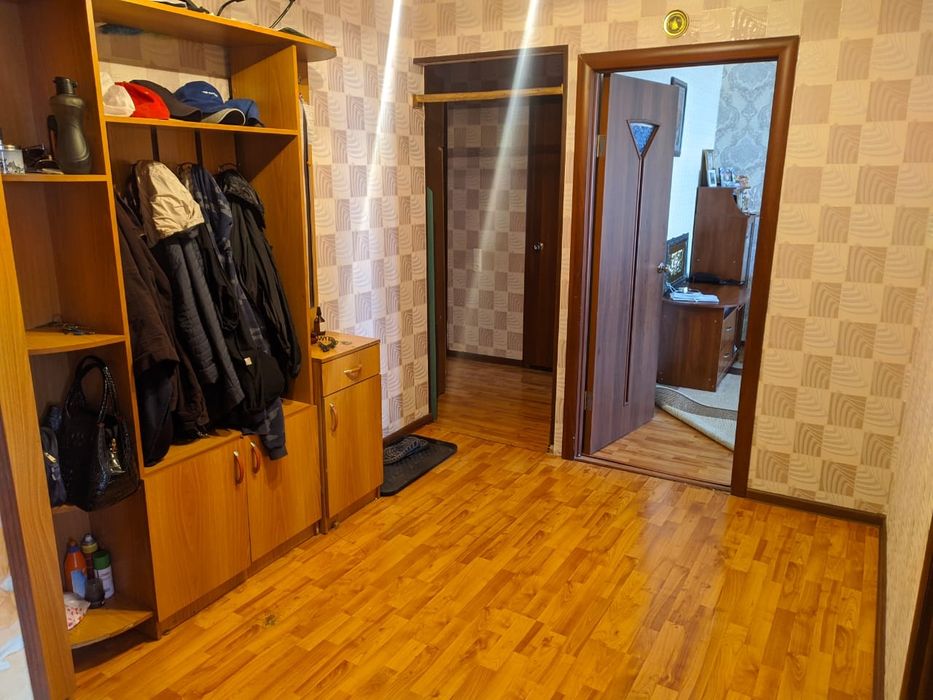 Продам 3 комнатную квартиру