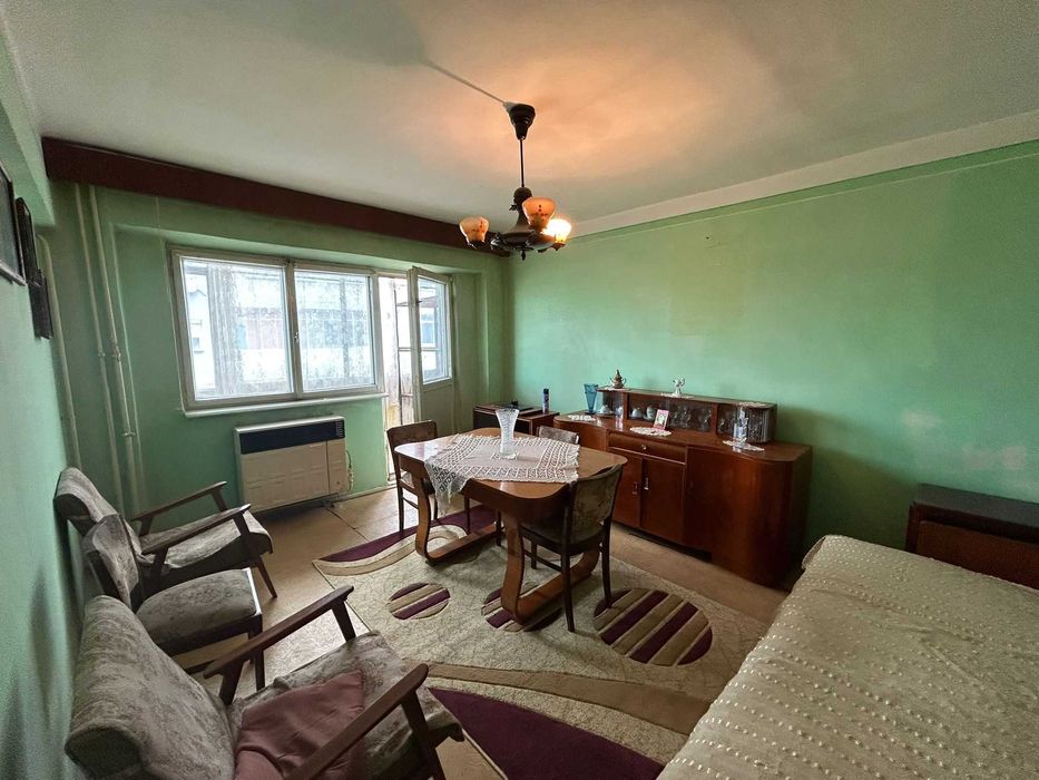 Etaj 2! Apartament 2 camere decomandat, Plantelor.