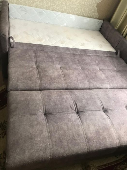 Диван калинка в отличном состоянии