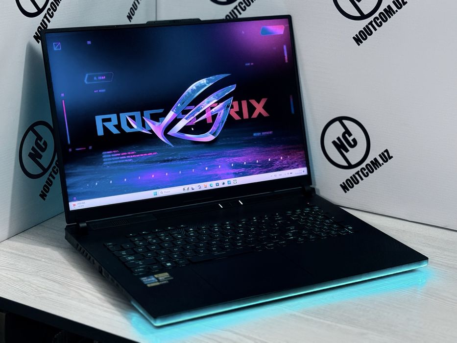 Asus Rog Scar 18 i9-14900HX RTX-4080 12Gb 32/1Tb