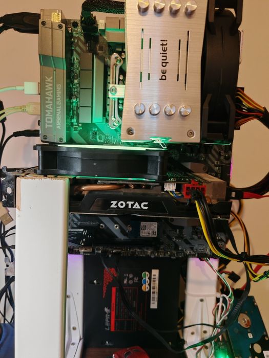 Kit gaming i5 8500 MSI z370 și gtx 1070 zotac