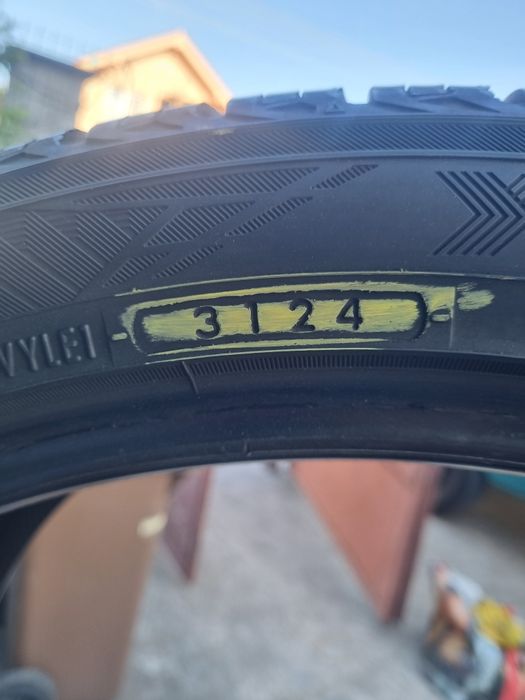 4 anvelope vară 295 /35/21 an 2024 YOKOHAMA