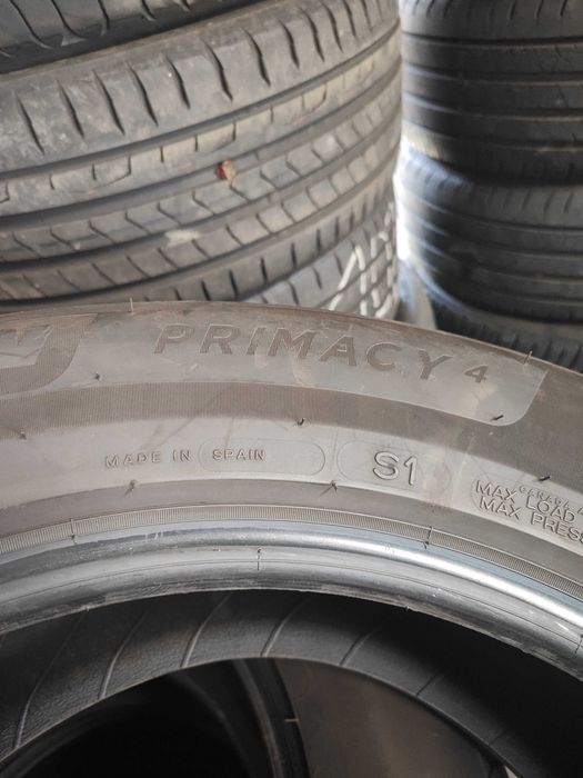 4бр.летни гуми 215/65/17 Michelin