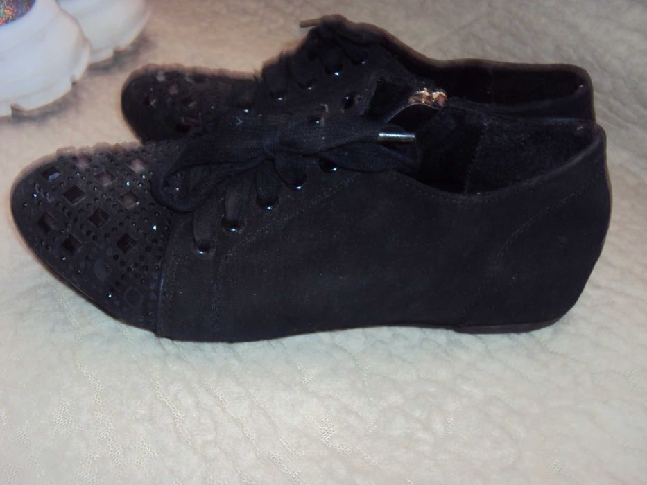 Обувь девочке. 35-36 р-ра.