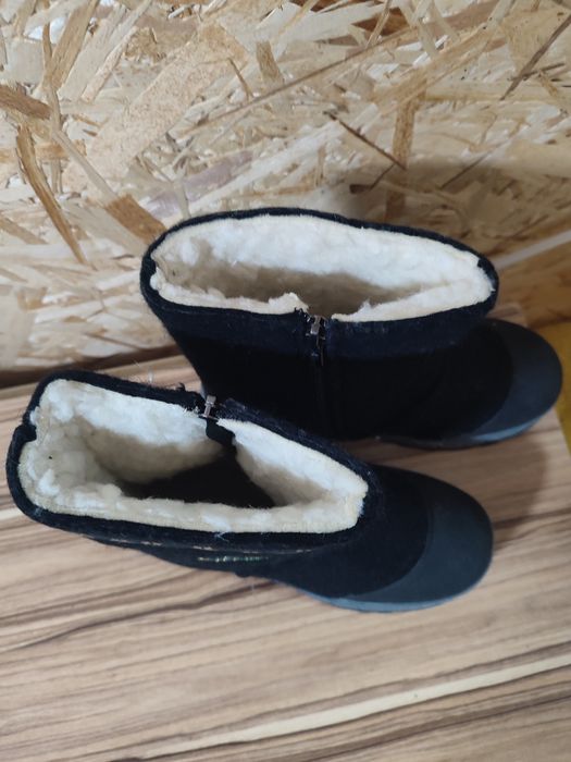 Детские новые сапоги