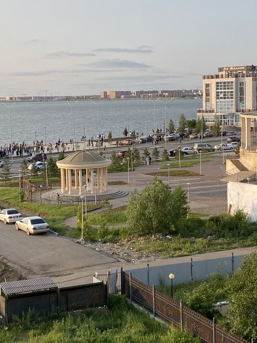 Квартира двухкомнатная , Ауэзова 111
