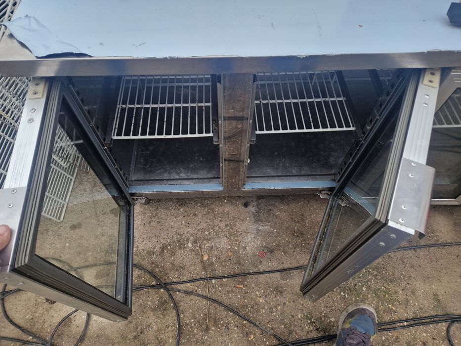 Frigider, Masa rece cu usi inox, blat inox, masa frigorifică