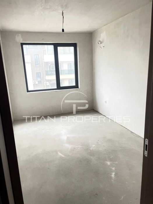 Продава се Тристаен апартамент в Пловдив, Кючук Париж - 101 кв.м за 1162 €/кв.м - Снимка #1