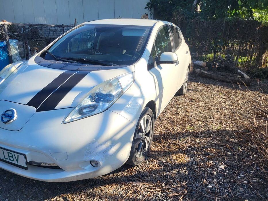 nissan leaf 30KW tekna 6000 tva deductibil