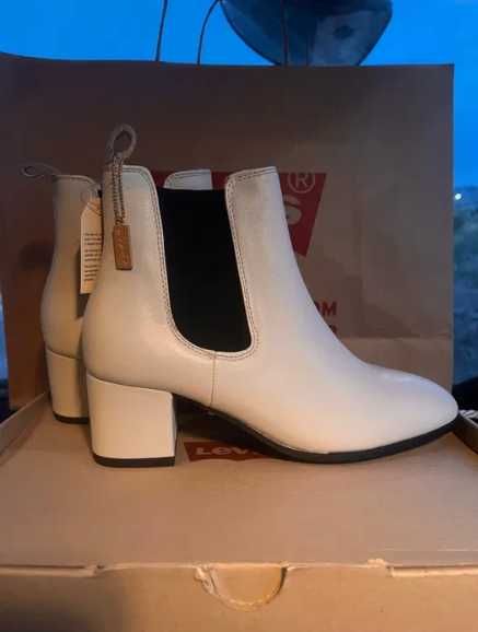 Botine cu toc Levis