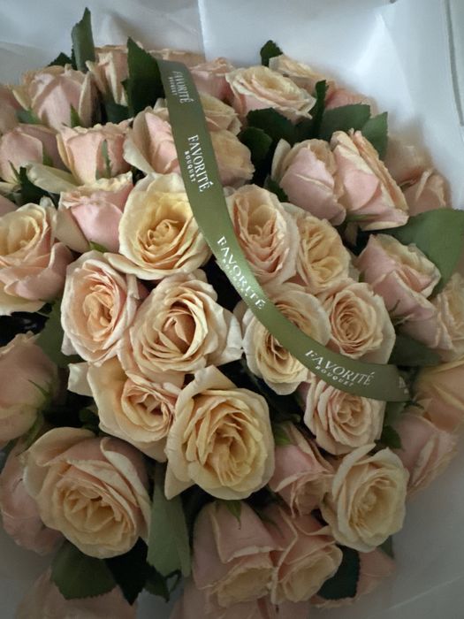 Свежий гүл 51 роза сатылады