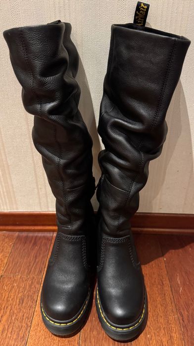 Дамски ботуши Dr Martens