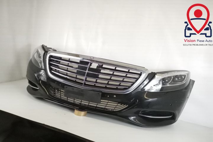 Оригинална Предна Броня Комплект с Оригинални Ляв и Десен Фар в Добро