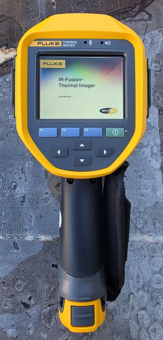 FLUKE TI 401 PRO термо камера чисто нова 640х480 резолюция сертификат