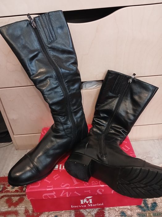 Сапоги из натуральной кожи.