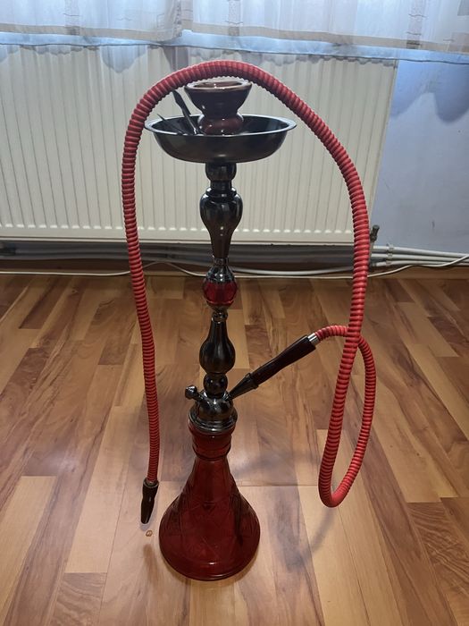 Narghilea înaltă peste 70 cm, roșie, completă – 350 lei