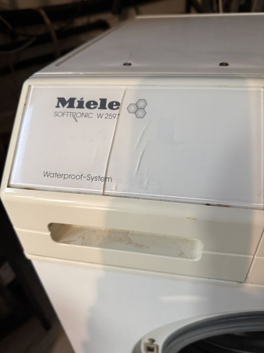 Пералня Miele Softtronic W 2597 за части