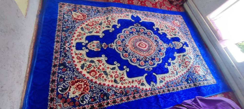 Yumshoq adiyol gilam