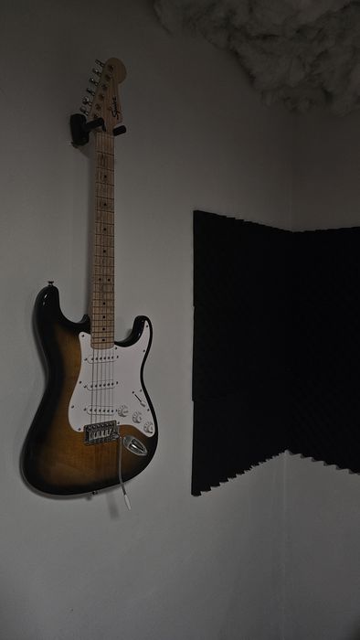 Chitara Fender Squier Sonic Stratocast