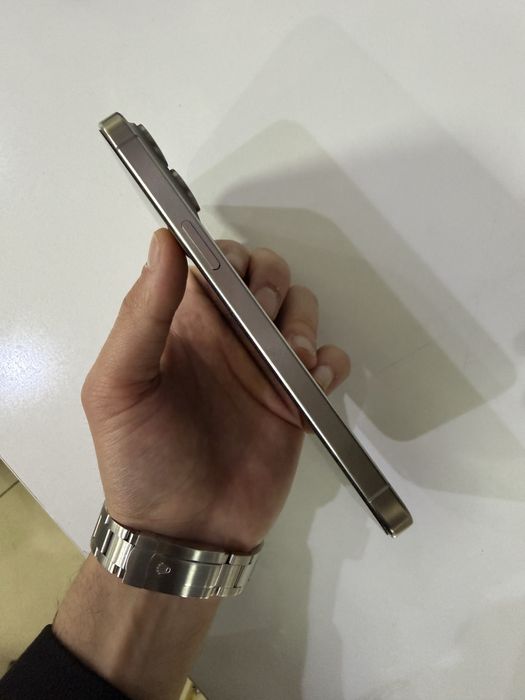 Iphone 15 Pro Max 256 GB. Состояние идеал! Ёмкость аккумалятора 85%.