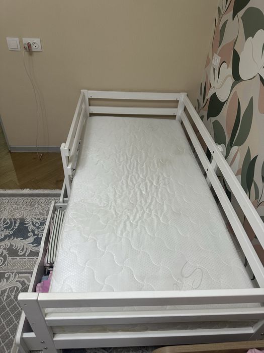 Продам детскую кровать