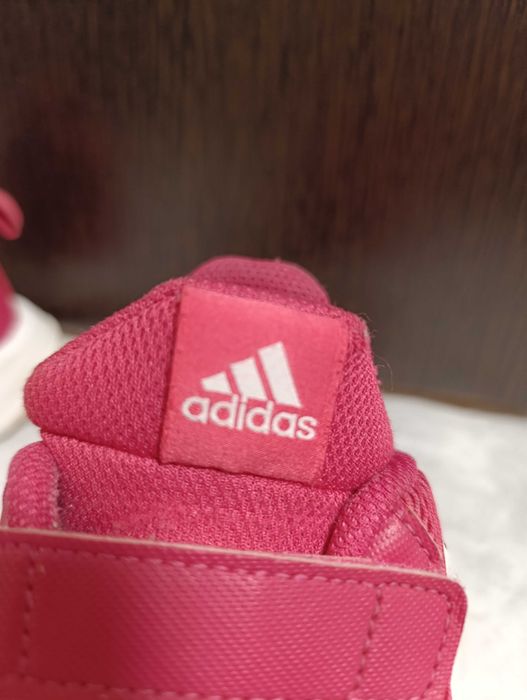 Adidas обувки за момиче