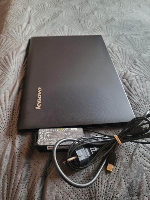 Лаптоп Lenovo IdeaPad G50-30 с 4-ядрен процесор и Windows 11 Pro