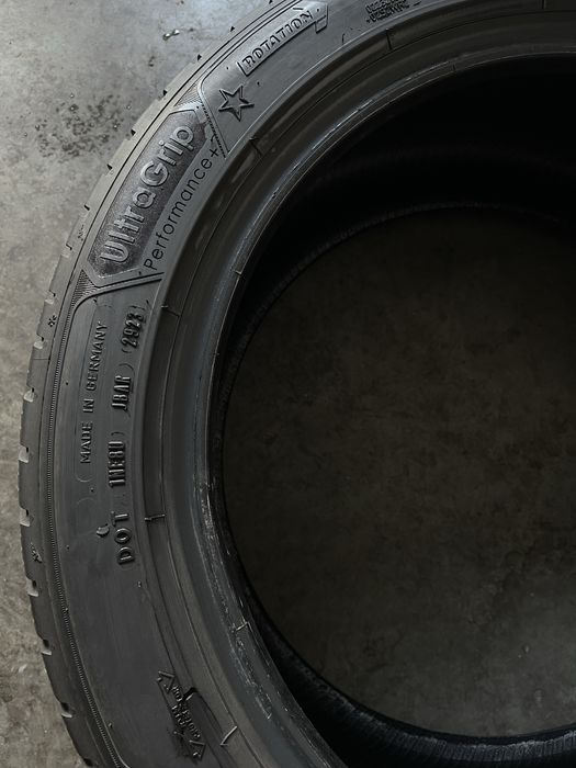 245 45 R18 100H M+S iarna Goodyear Set anvelope cauciucuri DOT 2023
